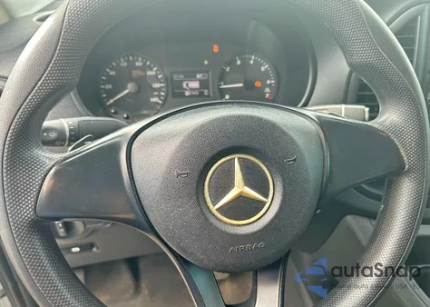 2017 Mercedes-Benz Metris z USA, uszkodzony, nr VIN WD3PG2EA5H3277285